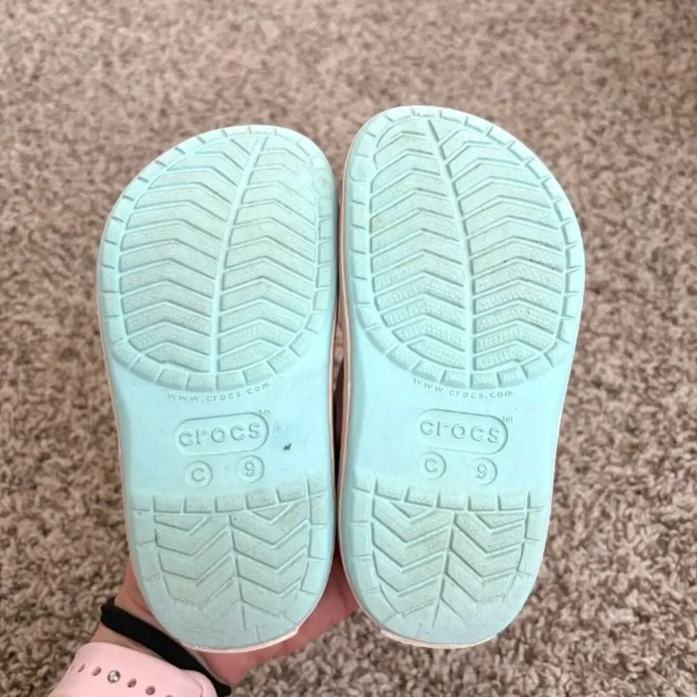 CROCS turquoise pink